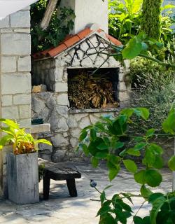 Great 4-bedroom villa w heated eco pool - Duće - 5