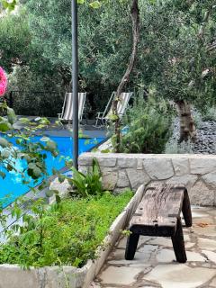 Great 4-bedroom villa w heated eco pool - Duće - 6