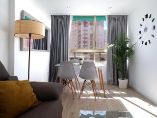 Moderno Apartamento con Piscina y Bicicletas Gratis - 0