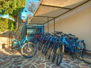 Casa con 2 camere da letto,piscina jacuzzi AC wifi e bici elettriche - Bordighera - 2