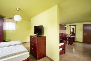 Pilvax Apartment - Braşov - 8