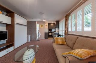 Spalding Town Centre - 2 Person - Self Contained - Self Catering 1 or 2 Doubles - Spalding - 3