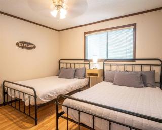 Indian Point Condo #9 at Tribesman Resort on Table Rock Lake near Silver Dollar City, Branson - Branson - 7