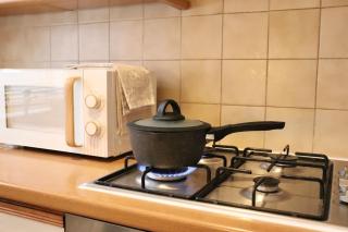 Comfortable 2 Bedroom House - 5