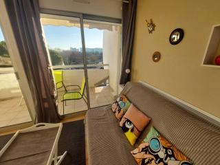 Joli studio avec piscine à 200m de la plage parking privé - La Grande-Motte - 3