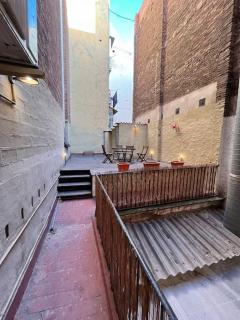 Acogedor piso en el corazón de la ciudad con patio exclusivo - Barcelone - 6