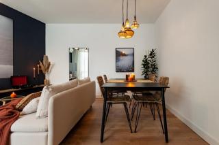 Elegant 4 Bedroom by Plaza Catalunya - 3