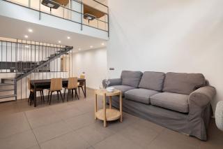 Modern and bright 4BD triplex in Paralel! - Barcelone - 5
