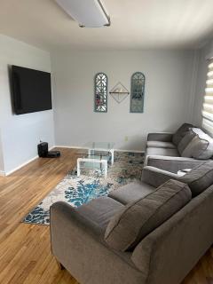 Charming 2-Bedroom House for a Peaceful Getaway - Cheyenne - 0