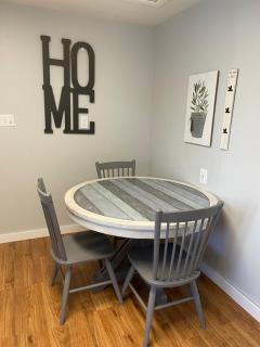 Charming 2-Bedroom House for a Peaceful Getaway - Cheyenne - 2