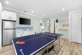 Luxury Waterfront Oasis w Heated Pool and 50' Dock - Marathon - 3