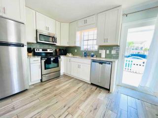 Sol Searching - Family Friendly Bungalow - 5