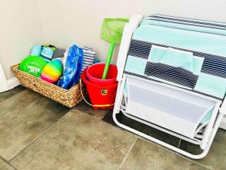 The Salty Life - Pool - Gym - Beach Essentials - Destin - 8