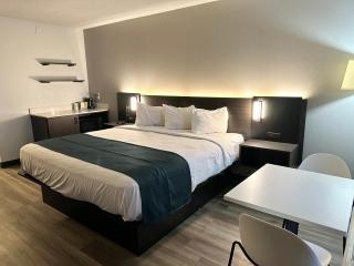Studio 6 Suites Louisville KY Airport/Expo Center - Louisville - 2