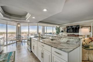 Maisons-Sur-Mer 806 - Marsh View - Shore Drive - Myrtle Beach - 1