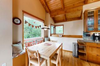 Spyhop Hideaway - MCA #50619 - Manzanita - 1
