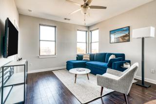 CozySuites TWO Modern Music Row Condos with parking - Nashville - 5