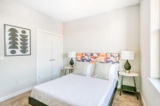 TWO CozySuites Spacious Music Row Condos with parking - 0