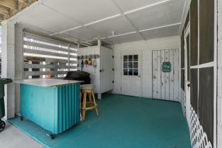 Barefoot Turtle - 3rd Row - Cherry Grove Section - Myrtle Beach - 9