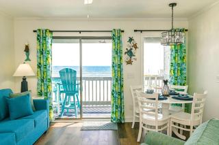 The Tropical Turtle All New Modern Oceanfront Condo w Pool - 8