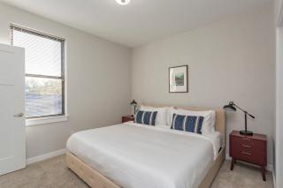 TWO CozySuites Stylish Music Row Condos with parking - 1