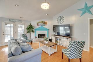 Pet-Friendly Savannah Gem - 12 Mi to Tybee Island! - 9