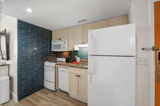 Seaside Resort 1402 - Ocean View - Crescent Beach Section - Myrtle Beach - 5
