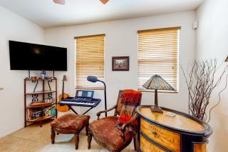 The Half Moon Sanctuary - San Tan Valley - 5