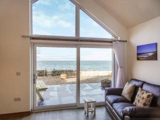 Postbox Cottage - - 9