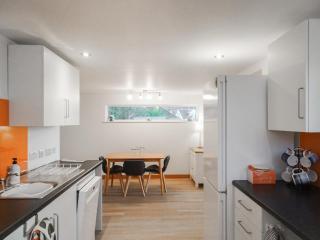 Postbox Cottage - - 7
