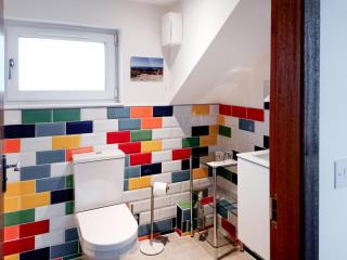 Postbox Cottage - - 2