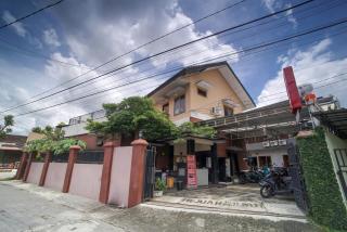 Bayang Brothers Residence By Occupied - Seturan - 7