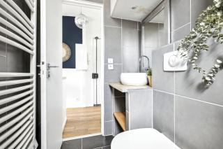 Charming top floor near Montmartre - Parijs - 5
