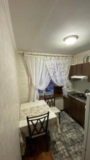 2х комнатная квартира на Толе би - 1