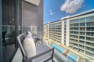 Serene 1BR Apartment in Azizi Riviera 27, Al Merkadh by Deluxe Holiday Homes - Dubai - 8