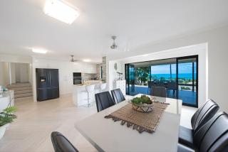 Airlie Blue On Blue - Airlie Beach - 2