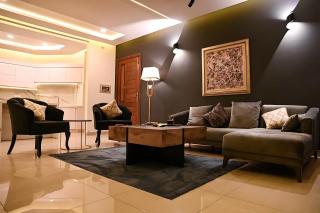 Deluxe Luxury Apartment - 7