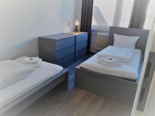 Mehrbett-Apartment 1 Citynah, einfache Ausstattung - Amburgo - 8