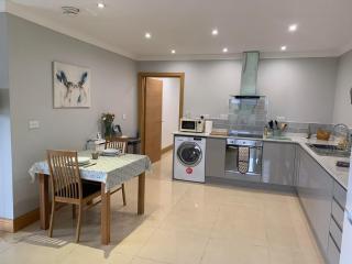 Spacious Self Contained 1 Bedroom Flat Colwinston - - 1