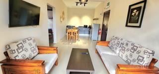 Number 7, 2nd floor, Pebble Bay Apartments with Garden View - Grand-Baie - 0