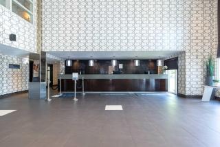 Sandman Hotel & Suites Calgary South - Calgary - 8