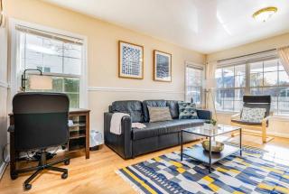 Cozy House 10min to Monuments! 10min to DC by CozySuites - Arlington - 7