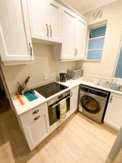 Spacious 2-bed unit no-powercuts - 6