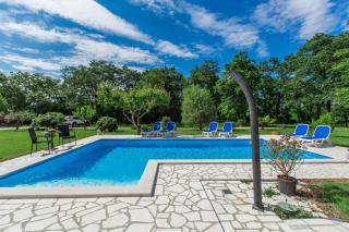 Apartments in Sveti Lovrec - Istrien 47117 - Kirmenjak - 1