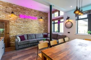 Pierview Pad - Central Luxury Apartment on the Beach - 3