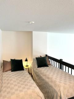 Bright loft apartment with glazed balcony - 4