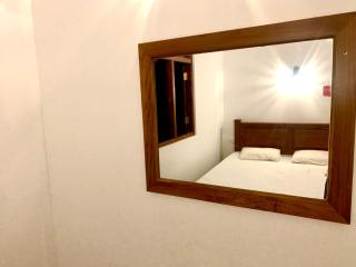 Wonderlust Residents - 2