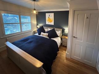 Virginia House A Contemporary Cosy Period Cottage - 7