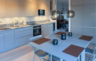 2 Bedroom Cozy Apartment In Stockholm - Estocolmo - 4