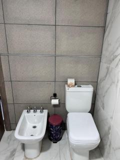 General Roca hermosa habitacion con baño privado - 5